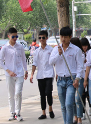 淡妆需要哪些东西,淡妆需要哪些化妆品,淡妆需要什么化妆品