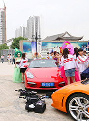 亚细亚学校化妆造型大赛现场