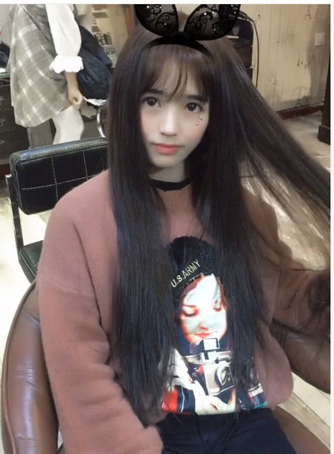 16岁女孩第一次接头发，接完25cm后，美的让人怀疑人生