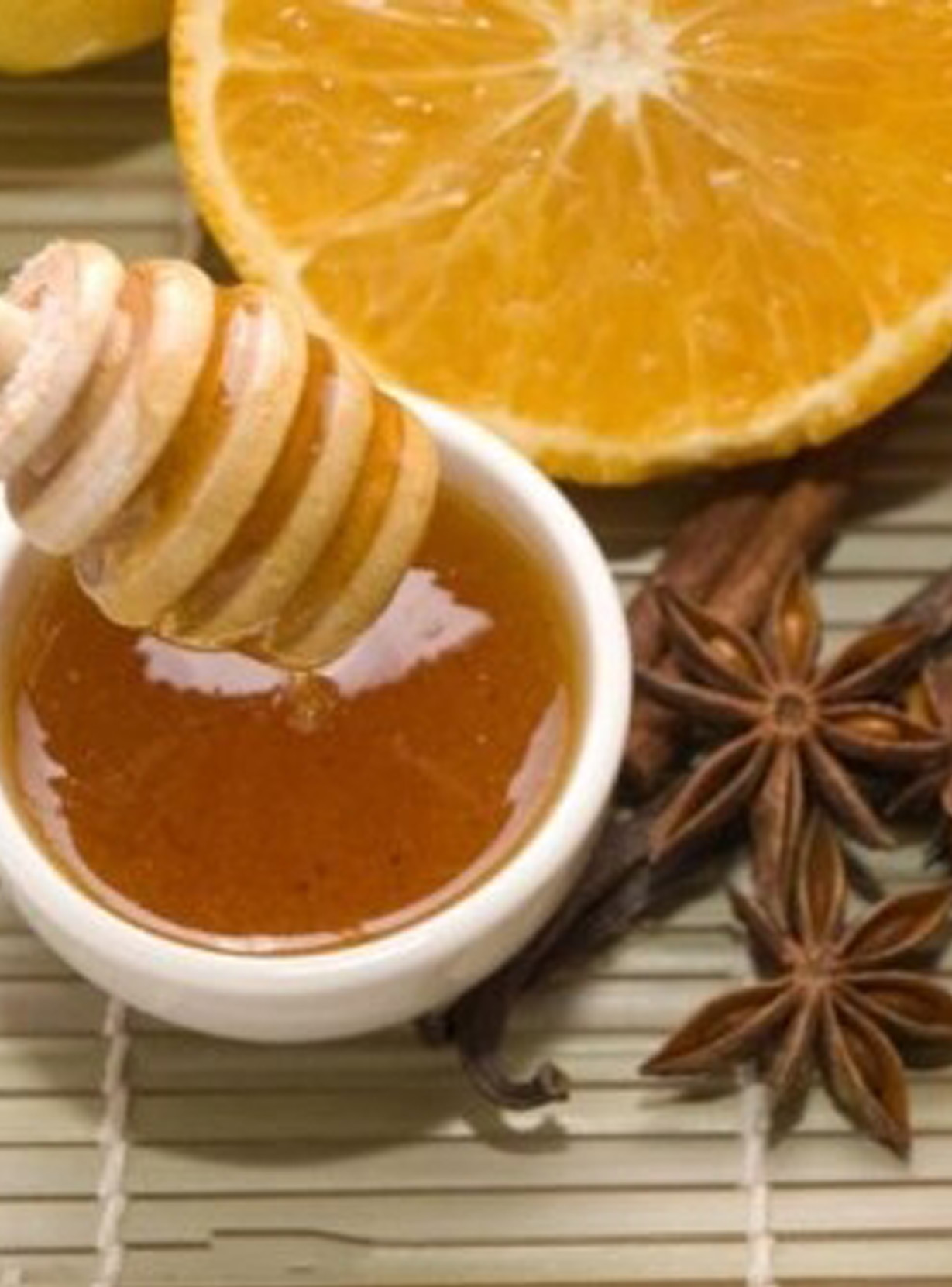 夏天护肤除了防晒还要怎么做？可能要吃点这个