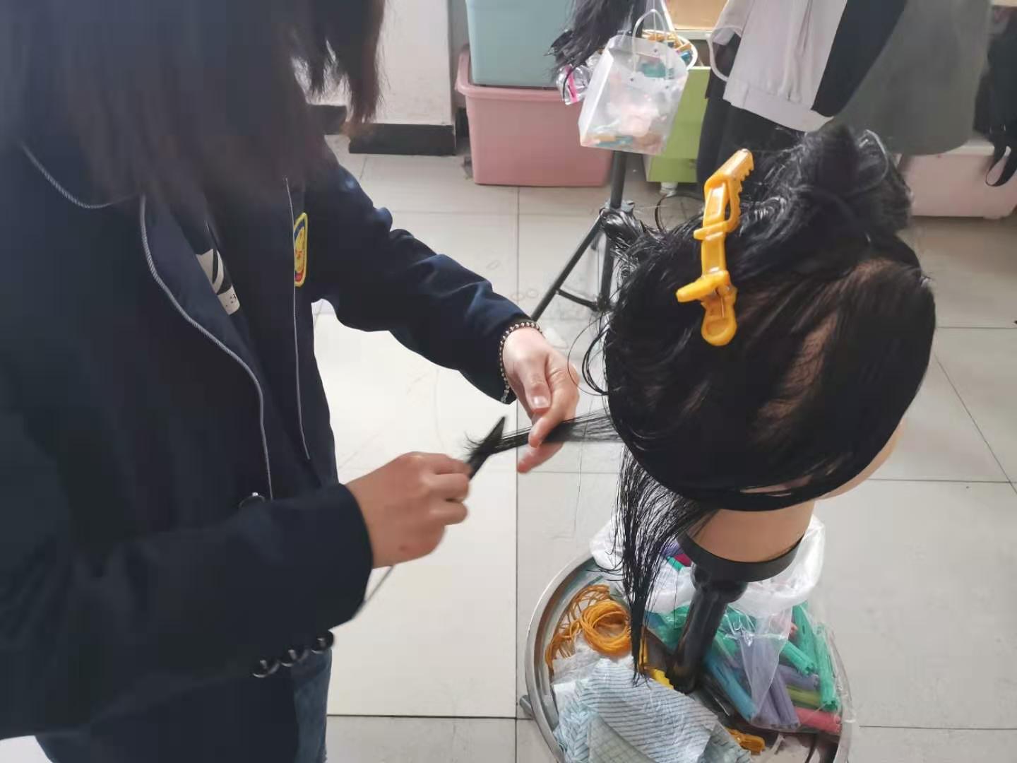 邯郸美容美发学校哪家好？